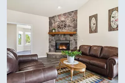 4411 Indigo Dr, Severance, CO 80550 - Photo 4