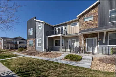 751 Grandview Mdws Dr, Longmont, CO 80503 - Photo 2