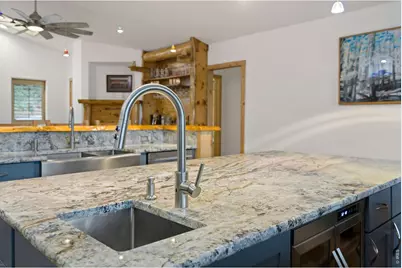1005 Estes Park Estates Dr, Lyons, CO 80540 - Photo 10