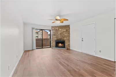 11907 E Harvard Ave #102, Aurora, CO 80014 - Photo 6