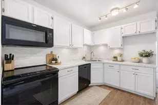 195 S Sable Blvd, Aurora, CO 80012 - Photo 6