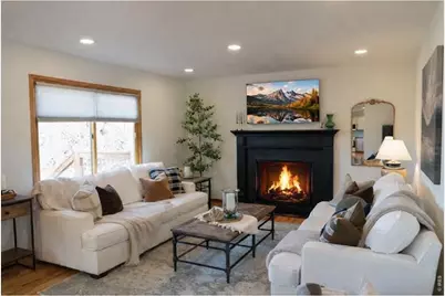 539 S 9th St, Berthoud, CO 80513 - Photo 4