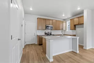 1480 Coral Pl, Longmont, CO 80504 - Photo 2