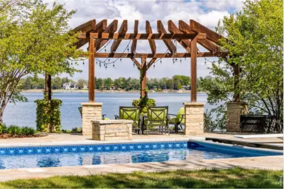 1502 Westshore Dr, Loveland, CO 80538 - Photo 4