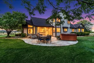 5714 Bluff Ln, Loveland, CO 80537 - Photo 2