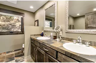 2901 Eaglecliff Dr, Estes Park, CO 80517 - Photo 24