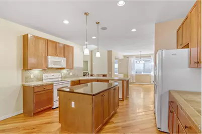 527 Deerwood Dr, Longmont, CO 80504 - Photo 14