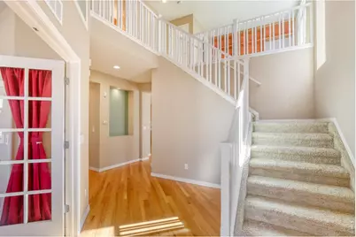 527 Deerwood Dr, Longmont, CO 80504 - Photo 8