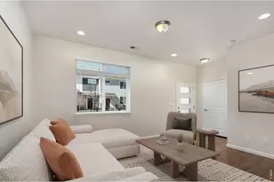 610 Stonebridge Dr, Longmont, CO 80503 - Photo 2