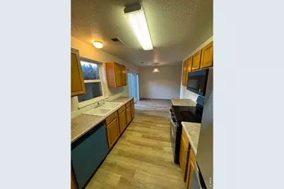 802 Waterglen Dr #D-17, Fort Collins, CO 80524 - Photo 10