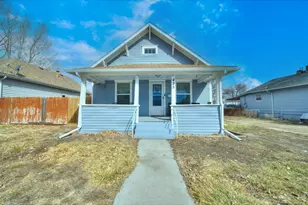 428 Douglas St, Sterling, CO 80751 - Photo 1