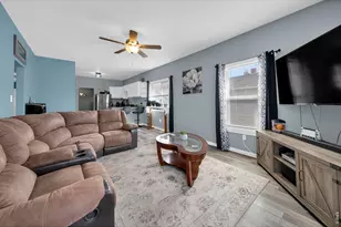428 Douglas St, Sterling, CO 80751 - Photo 4