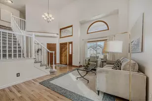 2062 Ridgeview Dr, Longmont, CO 80504 - Photo 10