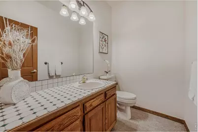 2062 Ridgeview Dr, Longmont, CO 80504 - Photo 32