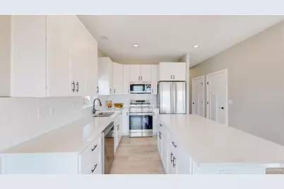 16426 Linton Ln, Wellington, CO 80549 - Photo 12