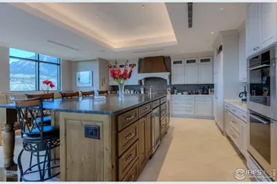 1077 Canyon Blvd #403, Boulder, CO 80302 - Photo 14