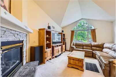 1121 Country Acres Ct, Johnstown, CO 80534 - Photo 4