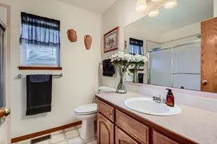 1121 Country Acres Ct, Johnstown, CO 80534 - Photo 18