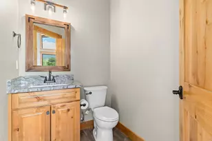 659 Peak View Dr, Estes Park, CO 80517 - Photo 40