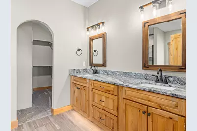 659 Peak View Dr, Estes Park, CO 80517 - Photo 24