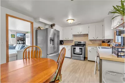 321 Crescent Dr, Loveland, CO 80538 - Photo 14