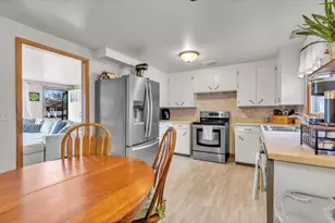 321 Crescent Dr, Loveland, CO 80538 - Photo 14