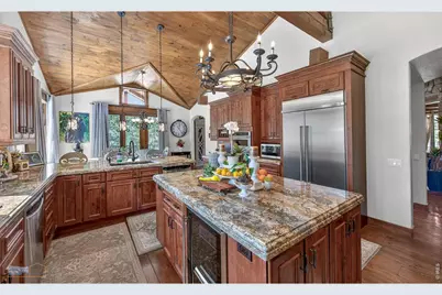 11981 Spruce Canyon Cir, Golden, CO 80403 - Photo 8