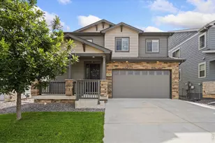 138 N Pamela Dr, Loveland, CO 80537 - Photo 2