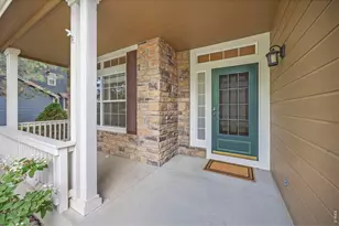 433 Huntington Hills Dr, Fort Collins, CO 80525 - Photo 4