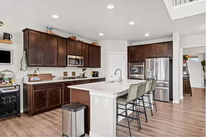 1881 Covered Bridge Pkwy, Windsor, CO 80550 - Photo 12