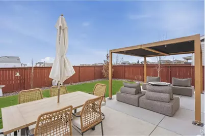 1881 Covered Bridge Pkwy, Windsor, CO 80550 - Photo 34