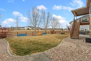 912 Barn Yard Dr, Windsor, CO 80550 - Photo 22