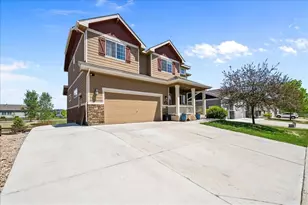 912 Barn Yard Dr, Windsor, CO 80550 - Photo 2