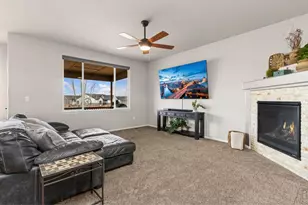 912 Barn Yard Dr, Windsor, CO 80550 - Photo 4