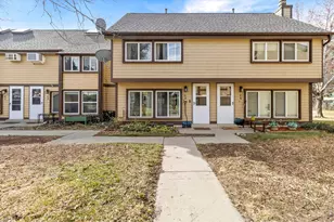 985 W 10th St, Loveland, CO 80537 - Photo 4