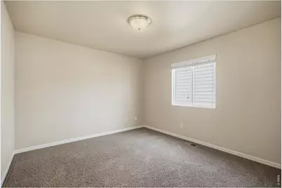 2255 Sopris Cir, Loveland, CO 80537 - Photo 18