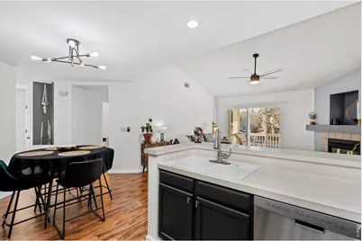 5225 White Willow Dr #F-200, Fort Collins, CO 80528 - Photo 8