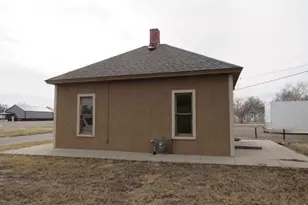 406 Hamilton St, Sterling, CO 80751 - Photo 4