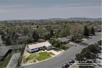 1075 Emerald St, Broomfield, CO 80020 - Photo 2