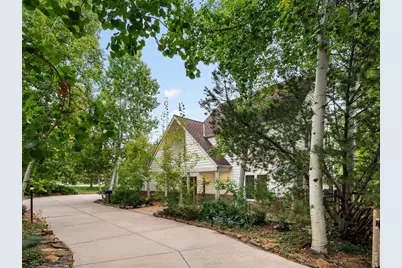 8418 Stirrup Ln, Longmont, CO 80503 - Photo 4