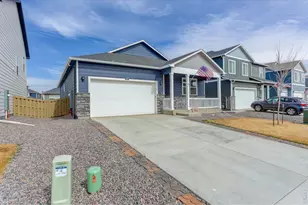 826 Elias Tarn Dr, Severance, CO 80550 - Photo 2