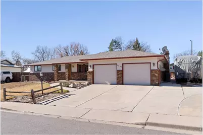 1064 Tupelo Dr, Loveland, CO 80538 - Photo 2