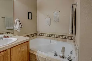 1911 Halfmoon Cir, Loveland, CO 80538 - Photo 18