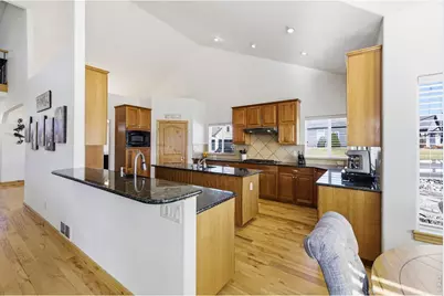 8295 Avalon Ct, Windsor, CO 80528 - Photo 10