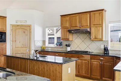 8295 Avalon Ct, Windsor, CO 80528 - Photo 14