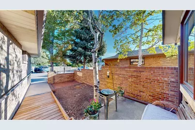 1534 W 28th St, Loveland, CO 80538 - Photo 4