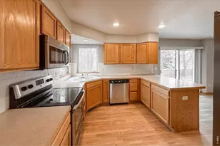 2215 Sweetwater Creek Dr, Fort Collins, CO 80528 - Photo 12