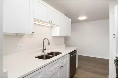 1842 Hennington Ct, Longmont, CO 80501 - Photo 10