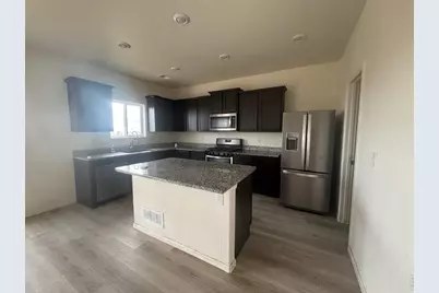 504 Jordan St, Keenesburg, CO 80643 - Photo 4