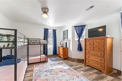 321 Graceland Grv, Colorado Springs, CO 80904 - Photo 24